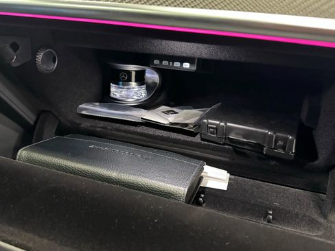 Used 2024 Mercedes-Benz S 63 AMG S w/ Carbon Fiber Exterior Package image 75