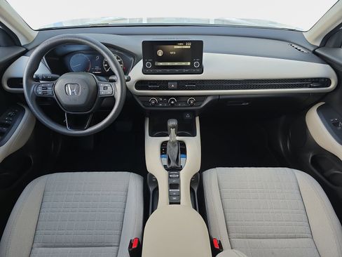 Certified 2025 Honda HR-V LX image 10