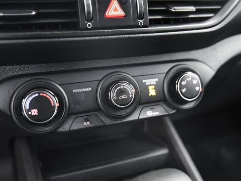 Used 2023 Kia Forte LXS image 22