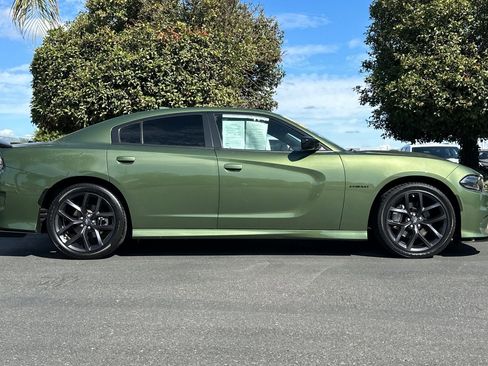 Used 2022 Dodge Charger R/T w/ Blacktop Package image 3