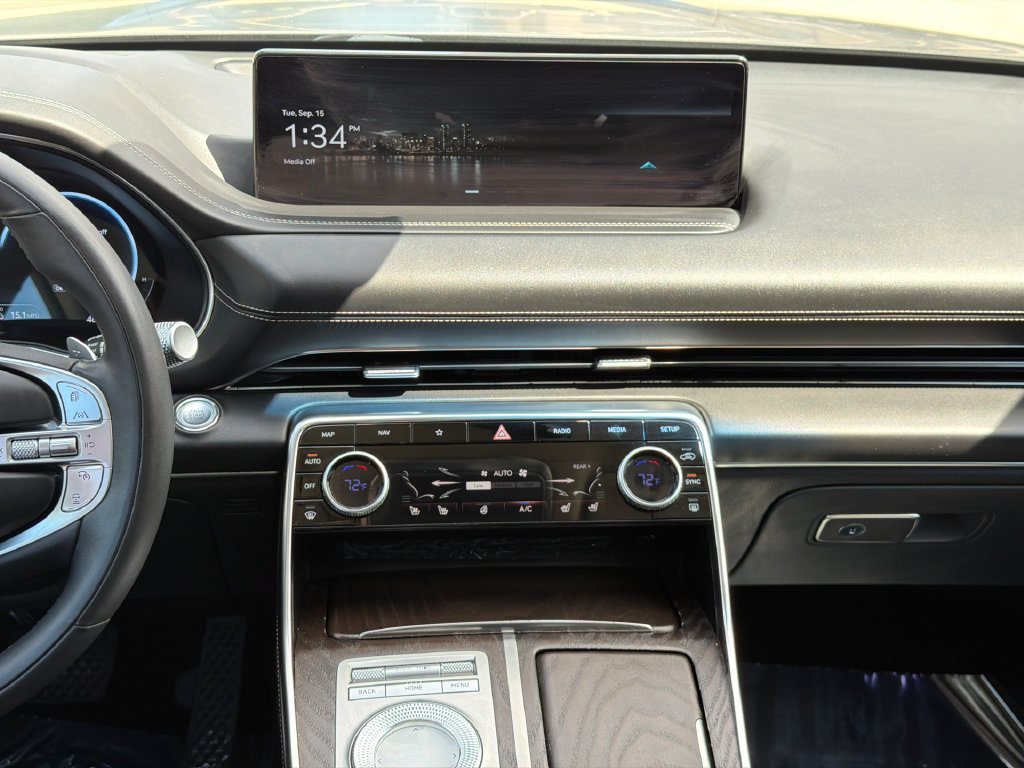 Used 2022 Genesis GV80 3.5T Prestige Signature AWD/4WD image 24