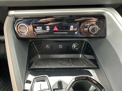 New 2025 Audi Q5 Premium image 35