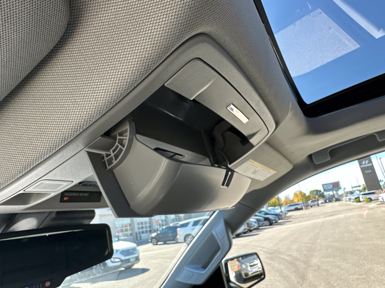 Used 2018 GMC Yukon SLT w/ Open Road Package AWD/4WD image 70