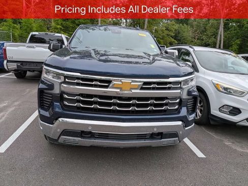 Used 2023 Chevrolet Silverado 1500 LTZ w/ LTZ Convenience Package II AWD/4WD image 2
