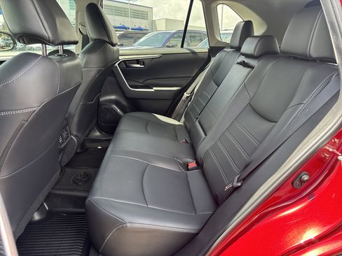 Used 2024 Toyota RAV4 XLE Premium image 29