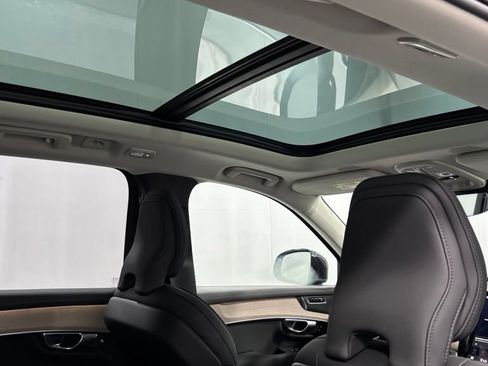 Certified 2026 Volvo XC90 B6 Plus AWD/4WD image 26