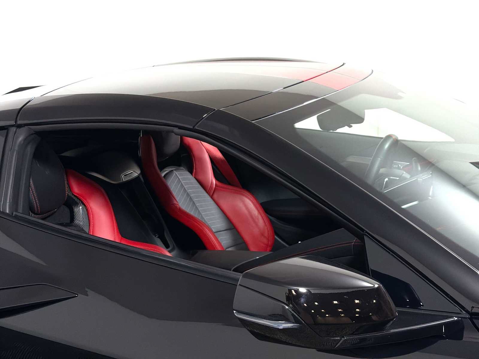 Used 2023 Chevrolet Corvette Stingray Preferred Cpe w/ Z51 Performance Package RWD image 28