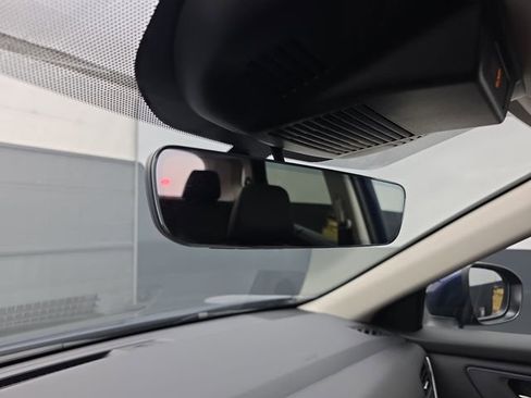 Used 2026 Nissan Rogue SV w/ SV Premium Package image 41