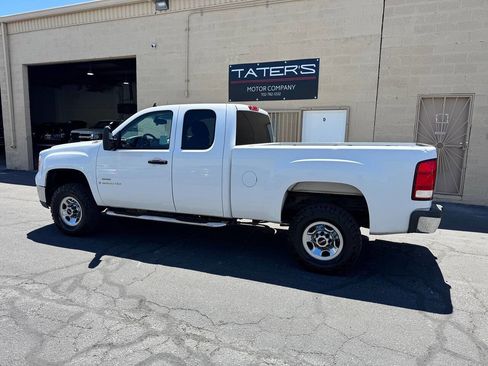 Used 2009 GMC Sierra 2500 SLE w/ SLE Preferred Package RWD image 6