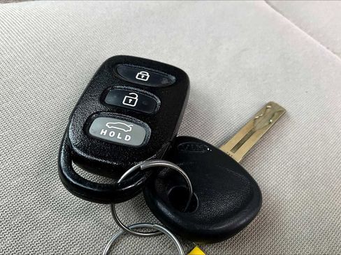 Used 2013 Kia Optima LX image 14