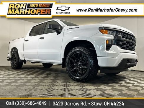 Used 2024 Chevrolet Silverado 1500 Custom w/ Dark Appearance Package AWD/4WD image 1