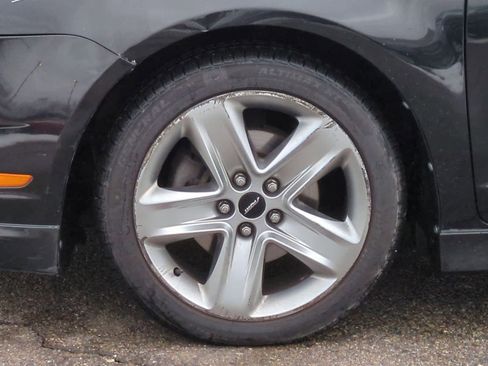 Used 2010 Ford Fusion Sport image 14