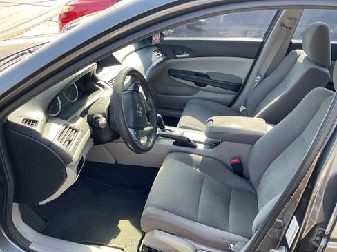 Used 2012 Honda Accord LX image 7
