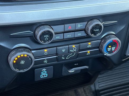 New 2025 Ford F250 XL w/ XL Chrome Package image 14