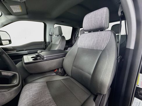 Used 2026 Ford F250 XLT w/ XLT Premium Package AWD/4WD image 11