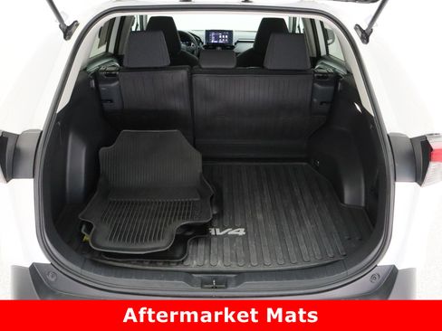 Certified 2024 Toyota RAV4 LE image 28