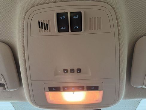 Used 2013 Buick Regal Premium FWD image 21