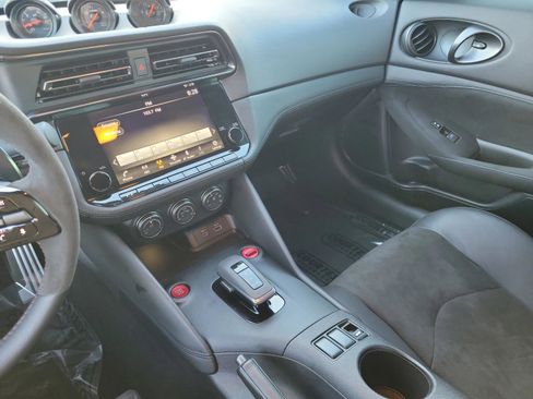 Used 2024 Nissan Z NISMO w/ Floor Mat Package image 23