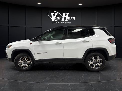 Used 2022 Jeep Compass Trailhawk w/ Trailhawk Elite Group AWD/4WD image 4