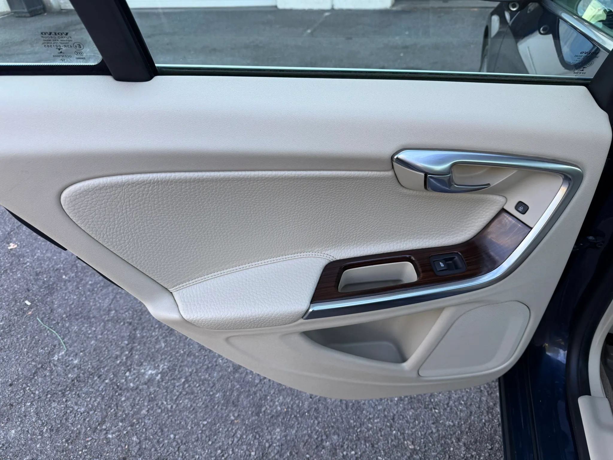 Used 2013 Volvo S60 T5 FWD image 27
