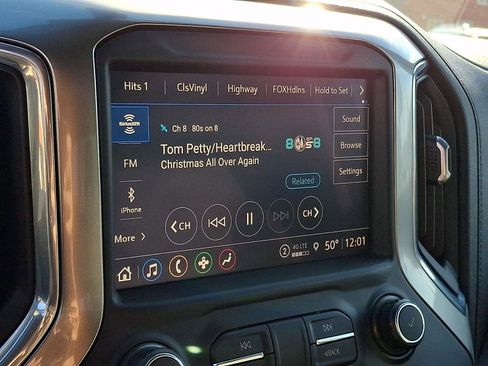 Used 2021 Chevrolet Silverado 1500 LTZ image 17