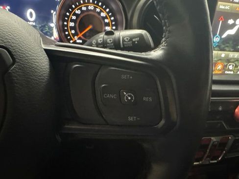 Used 2021 Jeep Wrangler Unlimited Sport AWD/4WD image 12