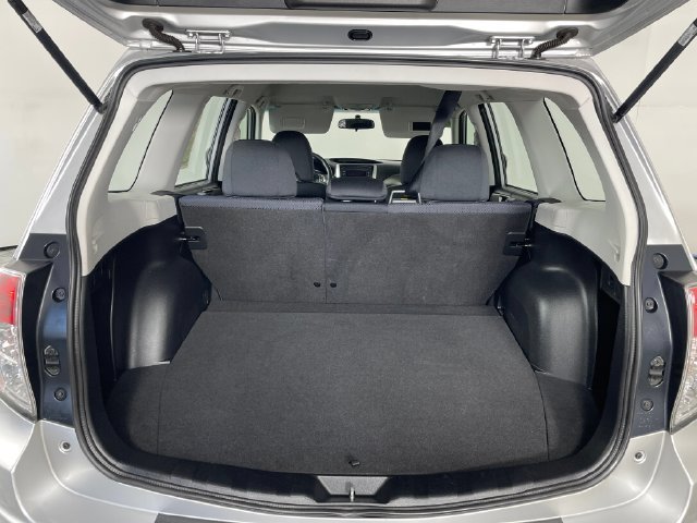 Used 2011 Subaru Forester 2.5X w/ Alloy Wheel Value Pkg AWD/4WD image 16