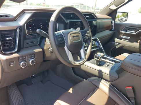 Used 2026 GMC Sierra 1500 Denali AWD/4WD image 6