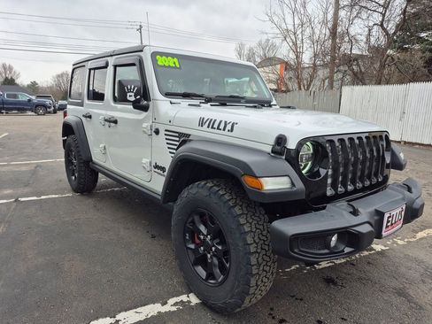 Used 2021 Jeep Wrangler Unlimited Sport image 3