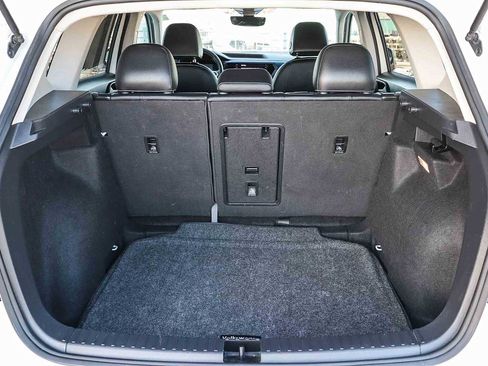 Used 2022 Volkswagen Taos SE image 27