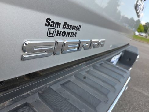 Used 2018 GMC Sierra 1500 SLT AWD/4WD image 28