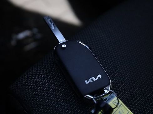 Used 2024 Kia Forte LXS image 23