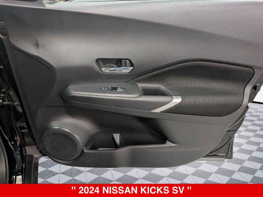 Used 2024 Nissan Kicks SV FWD image 31