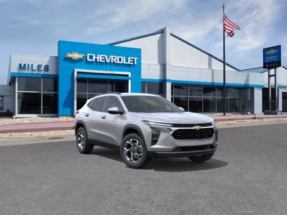 New 2026 Chevrolet Trax LT w/ Driver Confidence Package