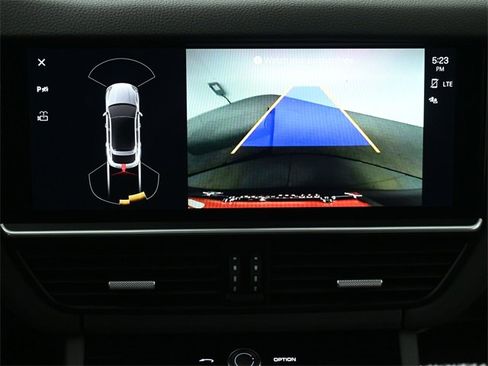 Used 2023 Porsche Cayenne Coupe image 32