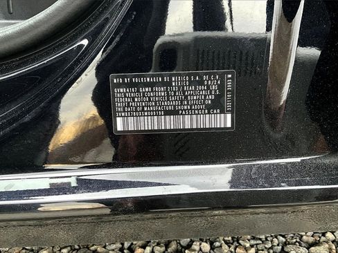 Used 2025 Volkswagen Jetta Sport image 27