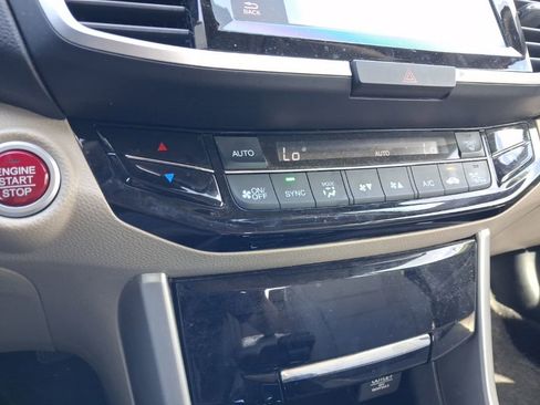 Used 2017 Honda Accord EX-L image 25