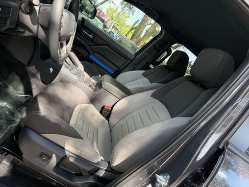 Used 2025 Toyota Tacoma TRD Off-Road image 22