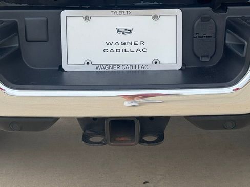 Used 2024 RAM 2500 Tradesman w/ Chrome Appearance Group image 10