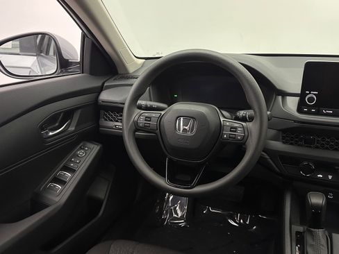 Used 2025 Honda Accord LX image 23