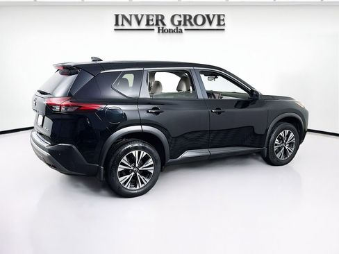 Used 2023 Nissan Rogue SV AWD/4WD image 5