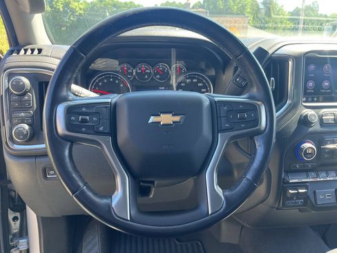 Used 2019 Chevrolet Silverado 1500 LT w/ All-Star Edition AWD/4WD image 9