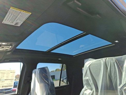 New 2026 Chevrolet Tahoe Premier w/ Sun And Tow Package image 7