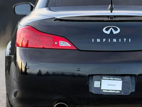 Used 2010 INFINITI G37 Convertible w/ Premium Pkg RWD image 13