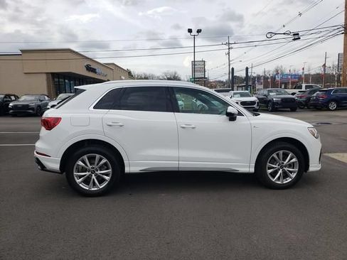 Used 2022 Audi Q3 2.0T Premium Plus AWD/4WD image 2