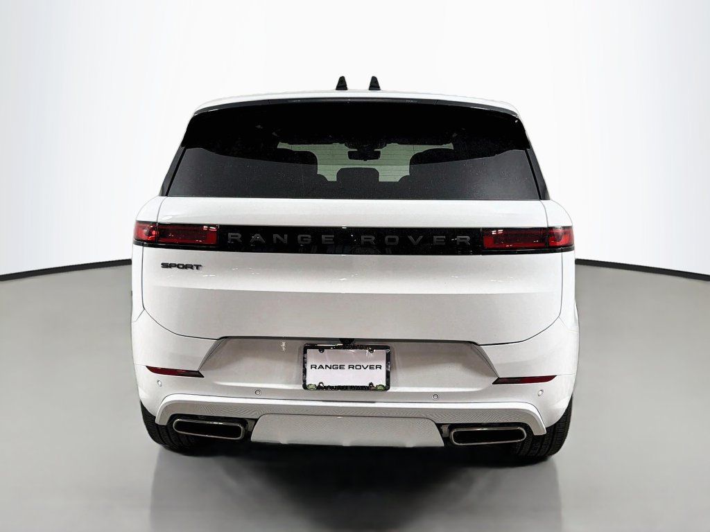 New 2027 Land Rover Range Rover Sport Dynamic SE AWD/4WD image 6