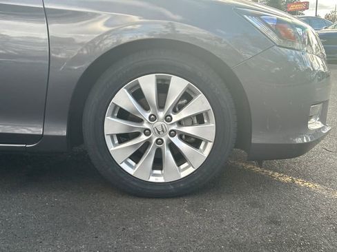 Used 2015 Honda Accord EX-L image 29