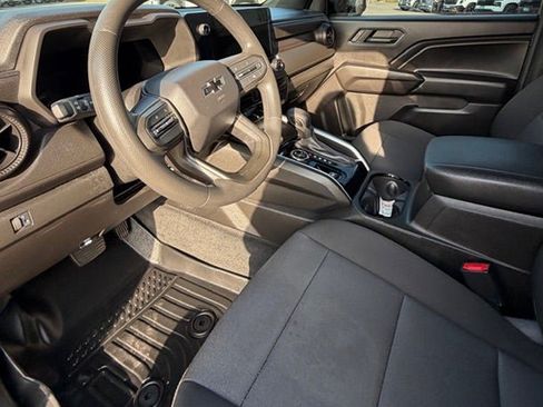 Certified 2023 Chevrolet Colorado Trail Boss w/ LPO, Dark Essentials Package image 9