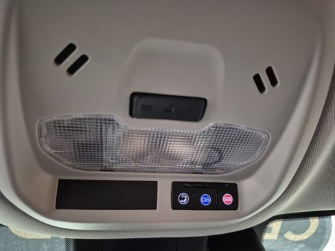 Certified 2025 Chevrolet Trax LS image 24