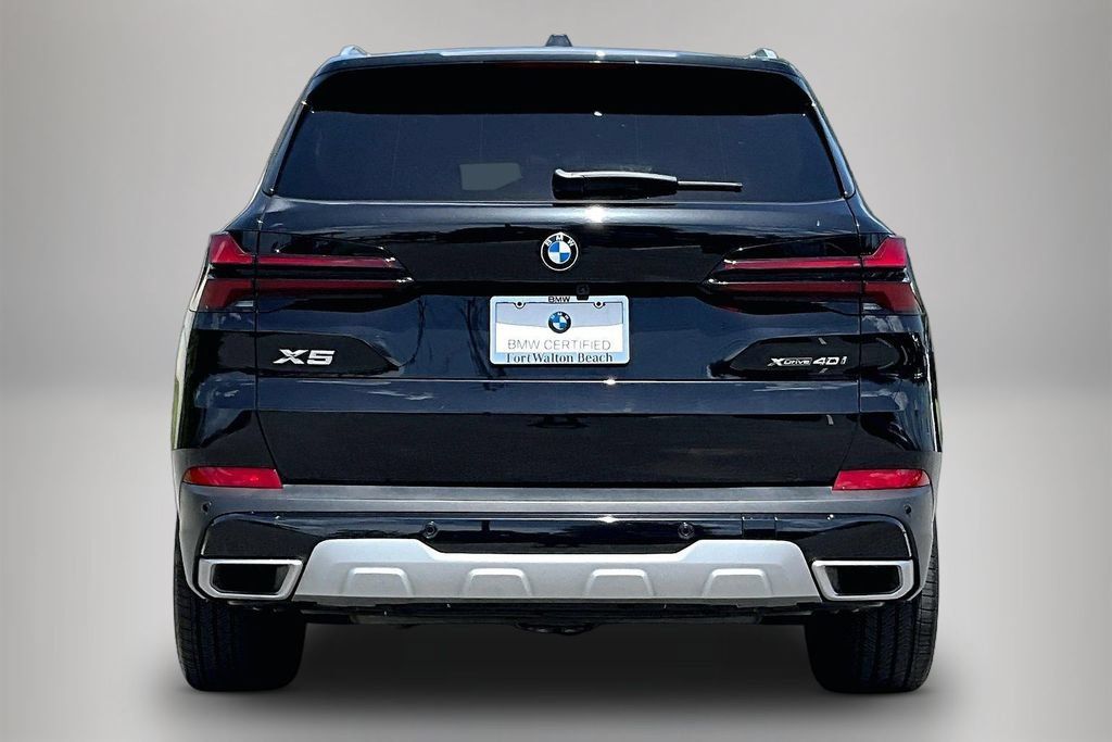 Used 2025 BMW X5 xDrive40i AWD/4WD image 6